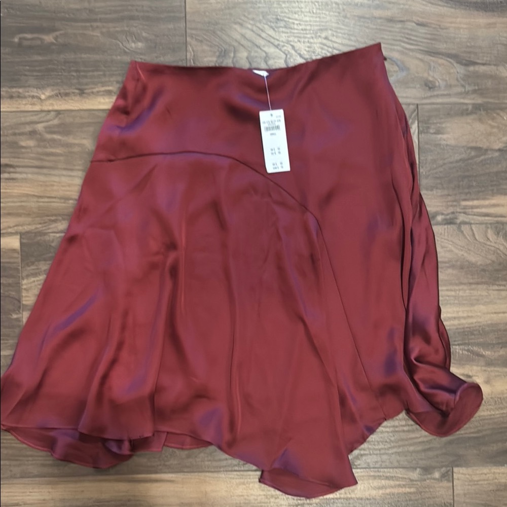 Elegant Burgundy Women's Skirt